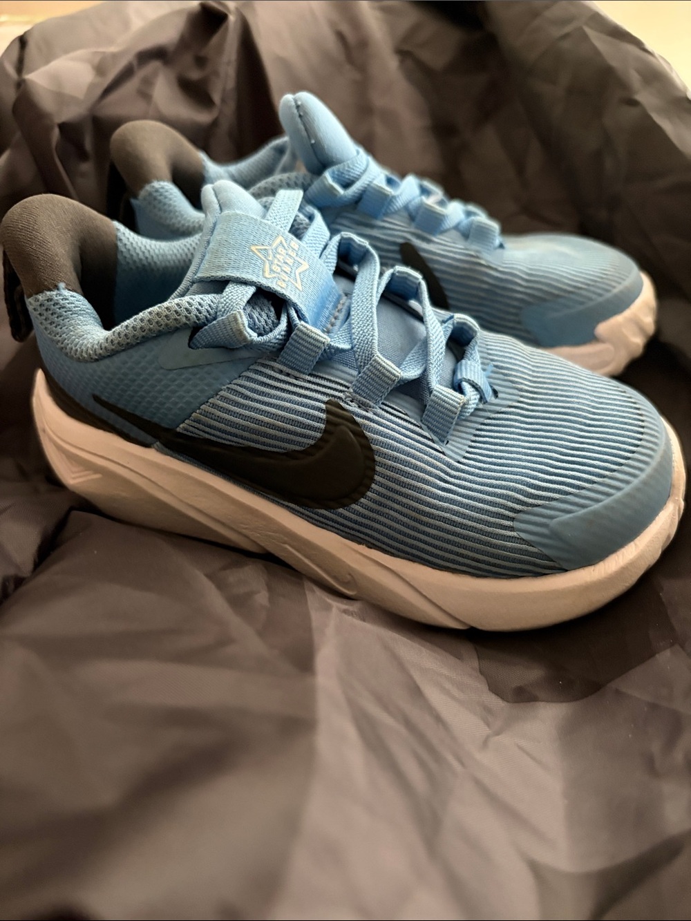 Nike Kids Light Blue Sneakers with Black Swoosh